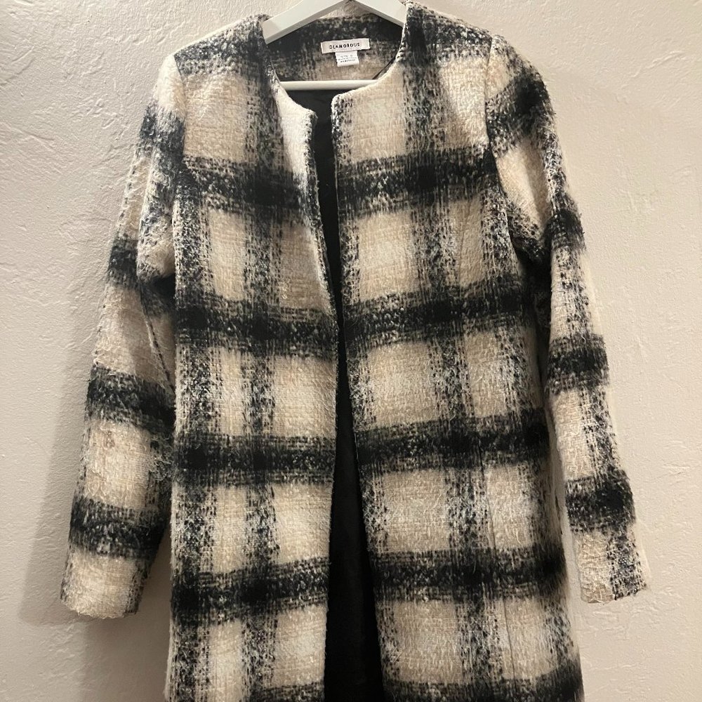 Lulu's collarless plaid jacket in size S